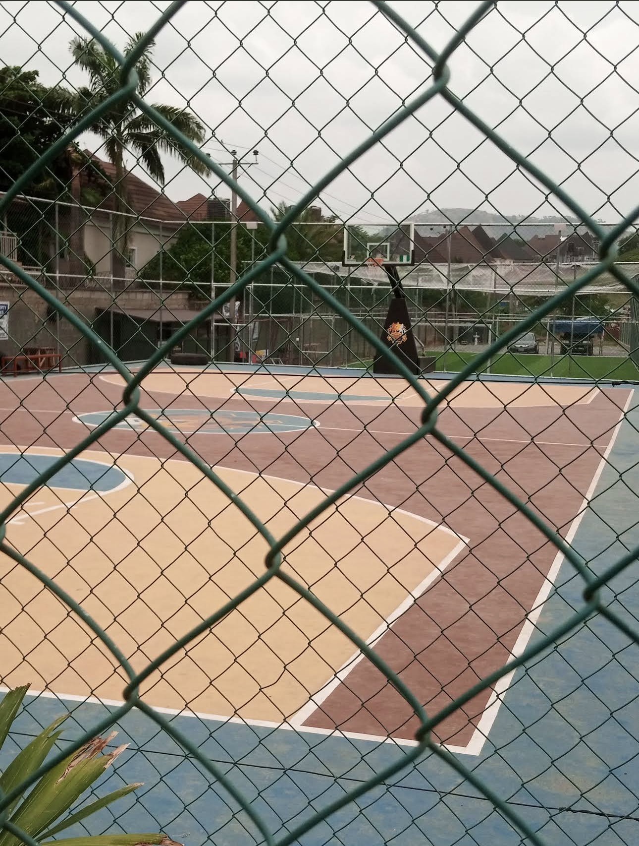 Monaliza Tennis Club entrance